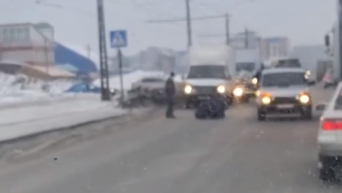 Женщину сбили на пешеходном переходе в Барнауле