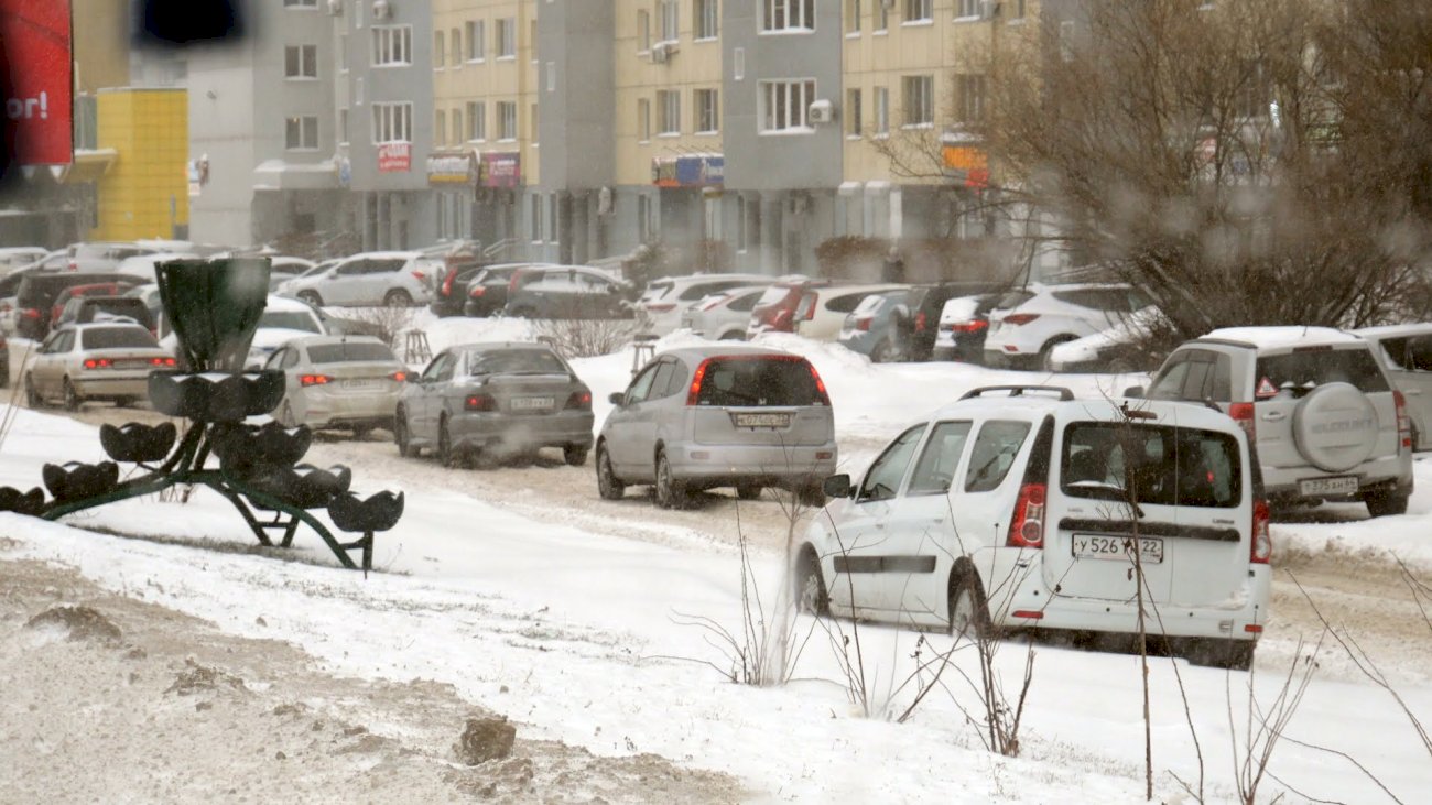 Откуда в октябре в Барнауле «предновогодние» пробки и к чему готовиться  зимой? | 31.10.2022 | Барнаул - БезФормата