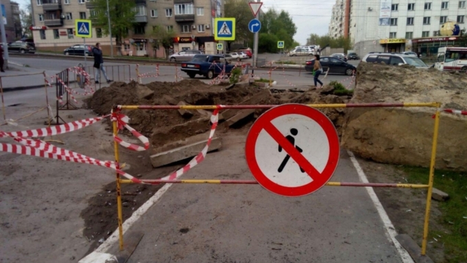 Барнаульский разлом: проспект Красноармейский третий год уходит под землю  
