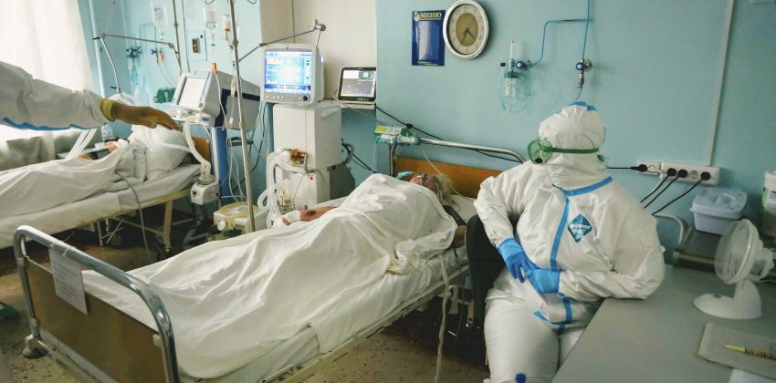 Побегут ли медики из Алтайского края после отмены ковидных выплат?