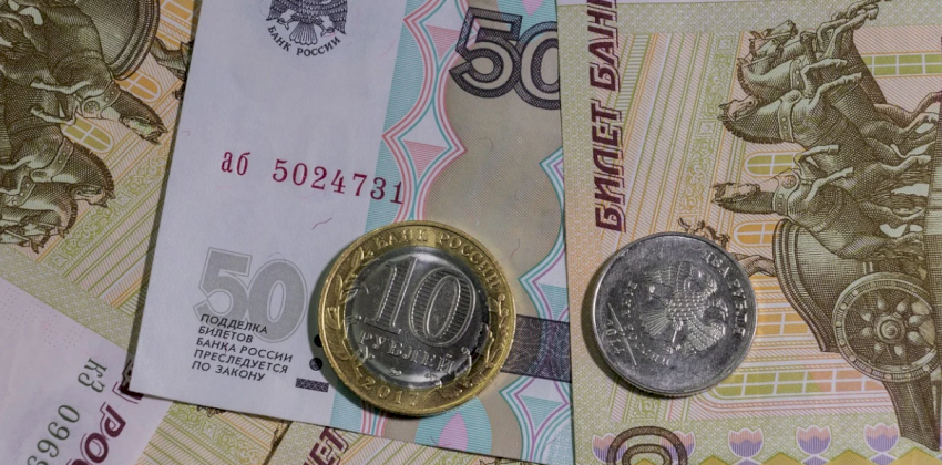 Минтруд уточнил размер пособия на детей в возрасте от 8 до 16 лет