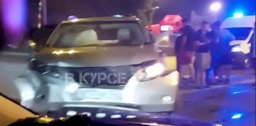 Жёсткое ДТП произошло ночью возле моста на проспекте Строителей в Барнауле