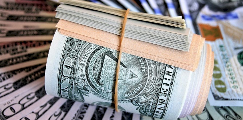Финансист предрек падение курса доллара до 30-50 рублей