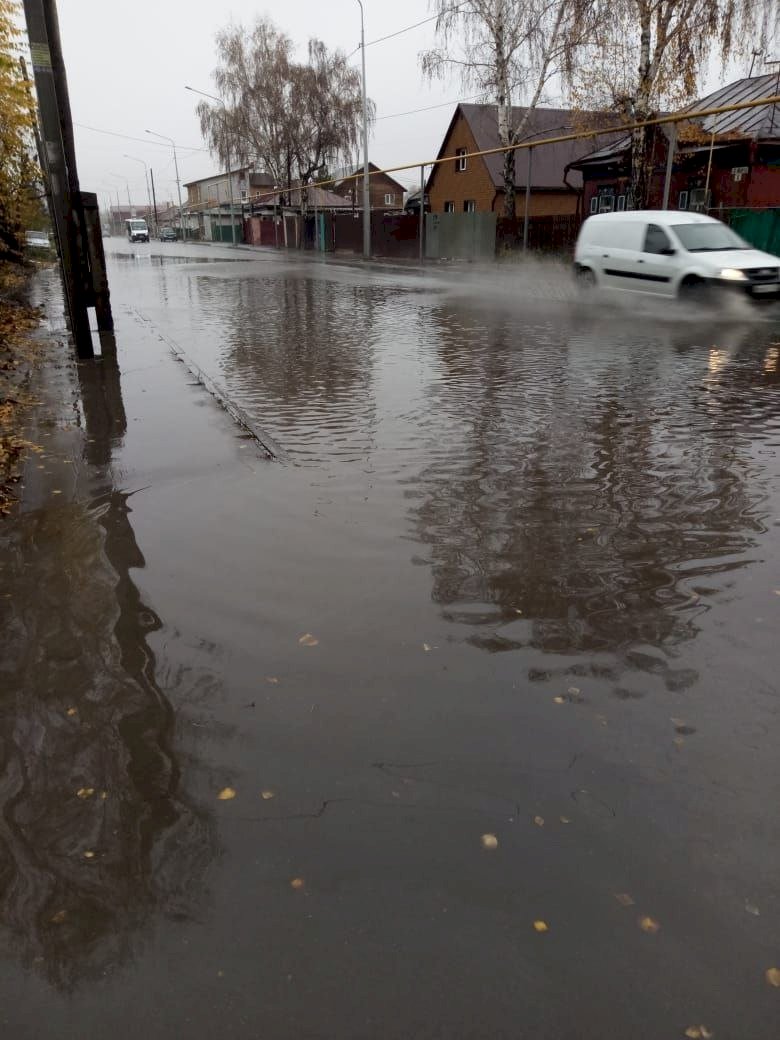 Барнаул дождь. Потоп. Улицы после дождя. Барнаул затопило вчера.