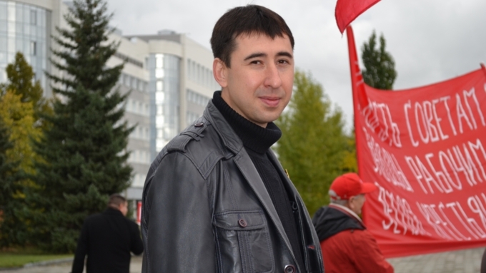 Экс-коммунист и депутат Наздрачёв может пойти на выборы в Барнаульскую думу
