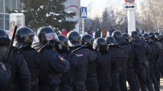 Центр Барнаула могут перекрыть для проезда из-за возможного проведения незаконных митингов