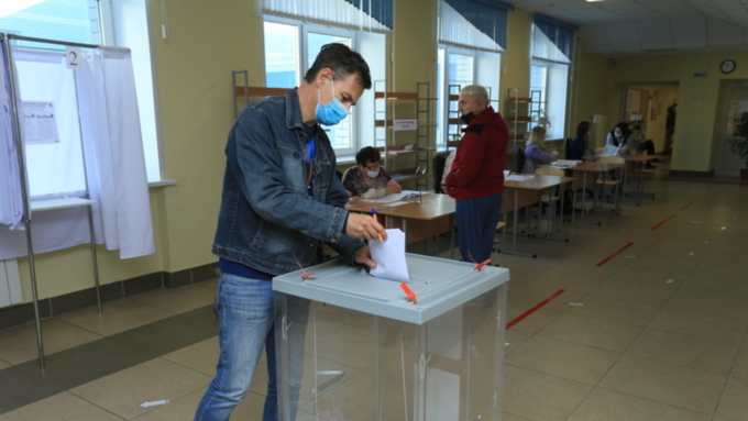 Избирком проверил информацию о нарушениях на избирательных участках в Алтайском крае