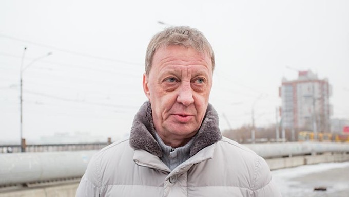 20 месяцев вместо двух лет: мэр Барнаула Франк обсудил реконструкцию моста на Новом рынке