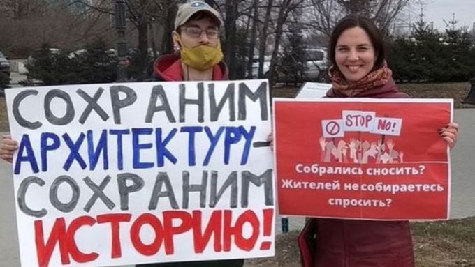 Пикет против сноса здания речного вокзала прошёл в Барнауле 