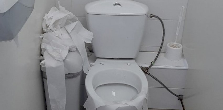 В туалете горно-алтайского аэропорта правительство республики провело расследование