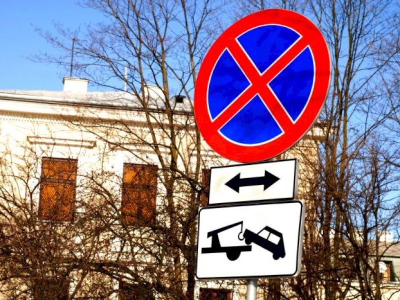 В Барнауле ограничат стоянку машин на проспекте Комсомольском