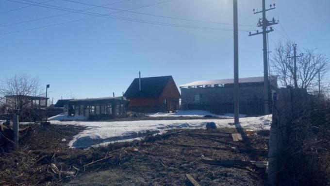 Житель Алтайского края украл гараж и попался полиции