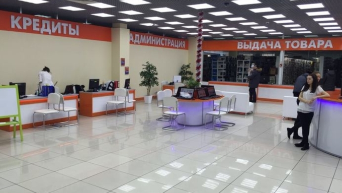 Чем отличается днс от технопоинт днс