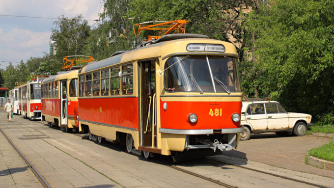 Трамваи, подаренные Собяниным, доставят из Москвы в Барнаул за 2,9 млн рублей