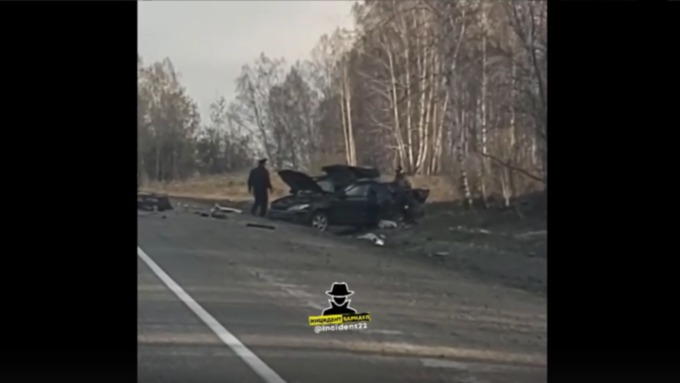 Человек погиб в ДТП с грузовиком в Алтайском крае