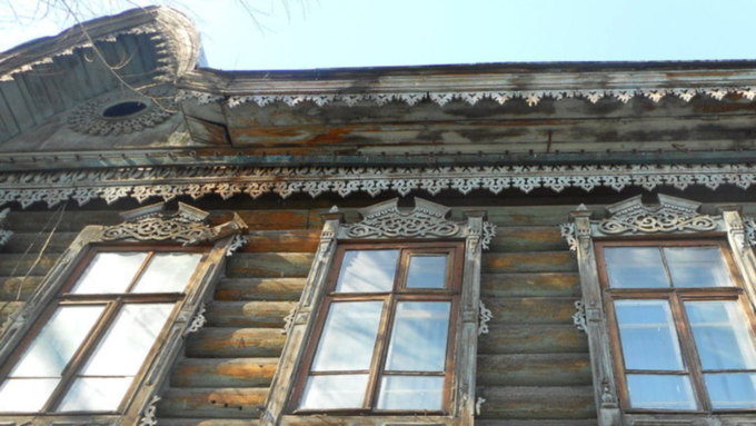 Надругательство над историей. В Барнауле изуродовали дом дореволюционной постройки 