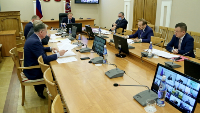 Губернатор Виктор Томенко провёл заседание Госсовета по сельскому хозяйству