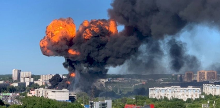 Следователи установили причину мощного взрыва на АЗС в Новосибирске
