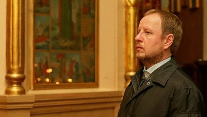 Виктор Томенко принял участие в пасхальном богослужении в Бийске