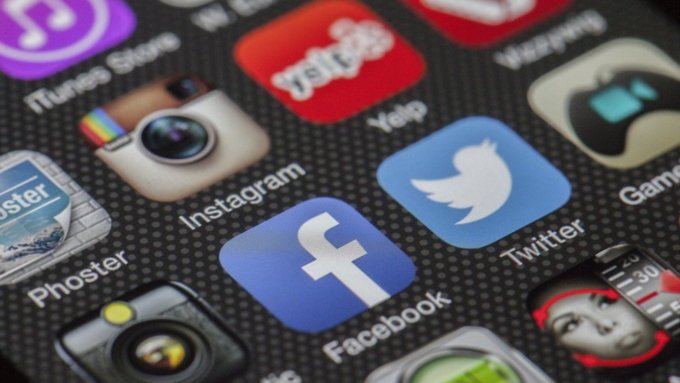 Россияне стали чаще материться после закона о запрете мата в соцсетях