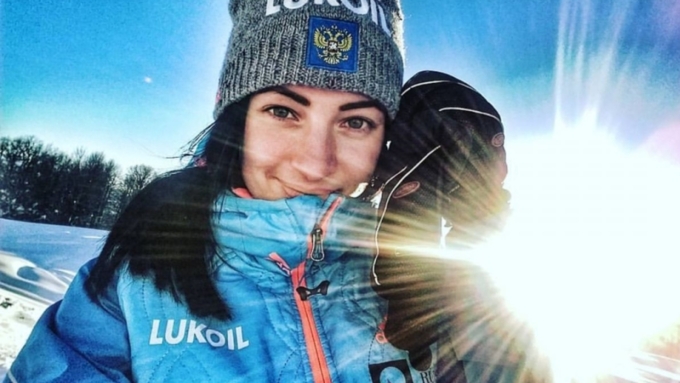 Алтайская лыжница Яна Кирпиченко стала чемпионкой на Универсиаде в эстафете