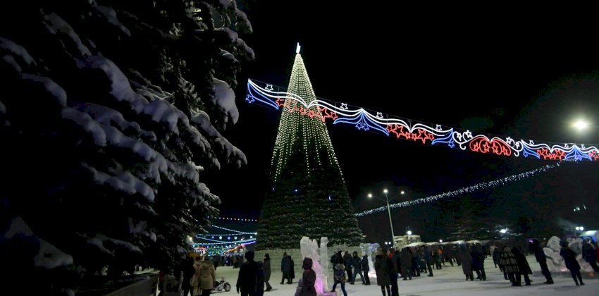 Новогодние мероприятия в Алтайском крае и Барнауле решили не отменять