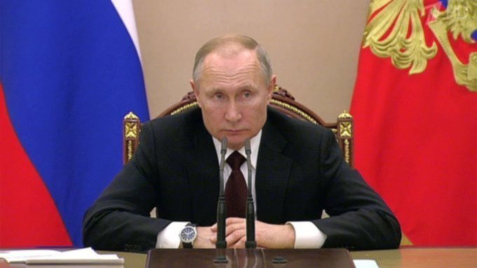 Владимир Путин не собирается переходить на удаленную работу