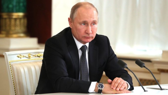 Путин рассказал, почему у россиян снижаются доходы