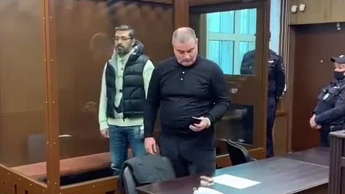 Суд арестовал мужа уроженки Алтая Марины Раковой по делу о мошенничестве на 9 млн рублей