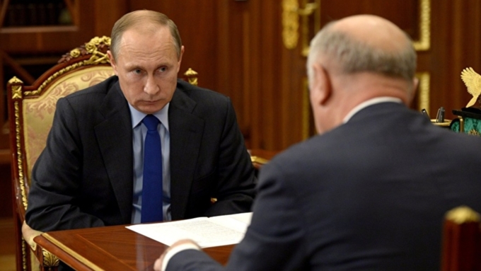 Как и почему российские губернаторы уходят в отставку?