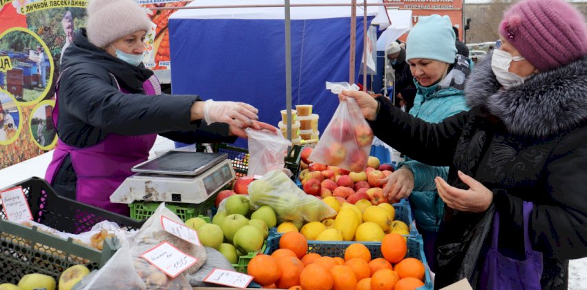 Фермеры продали товаров почти на 9 млн за первый день ярмарок в Барнауле