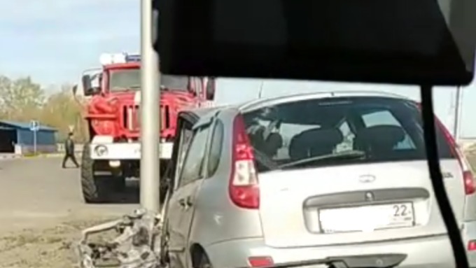 Жёсткое лобовое ДТП случилось на трассе Барнаул – Павловск
