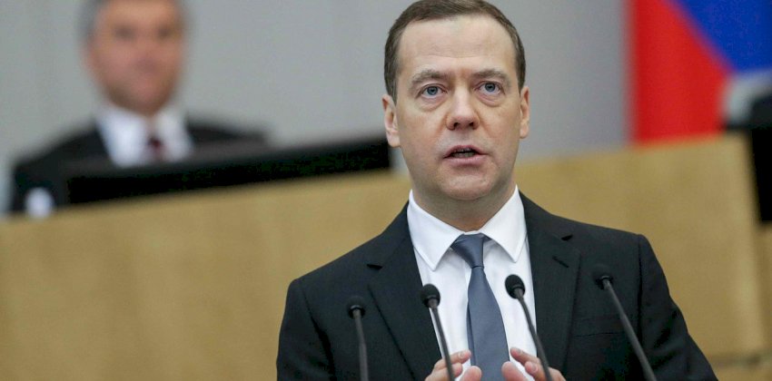 Медведев назвал дефолт по обязательствам России целью глубинной стратегии Евросоюза