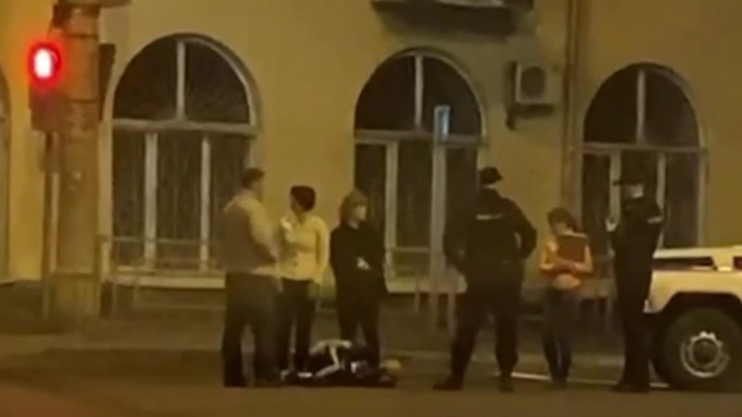 В Барнауле водитель сбил пешехода и скрылся с места ДТП