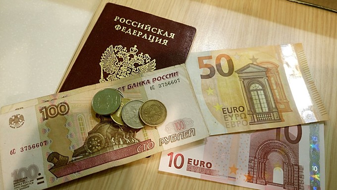 Барнаульский мошенник купил несколько машин и оформил кредит на паспорт тульского спасателя