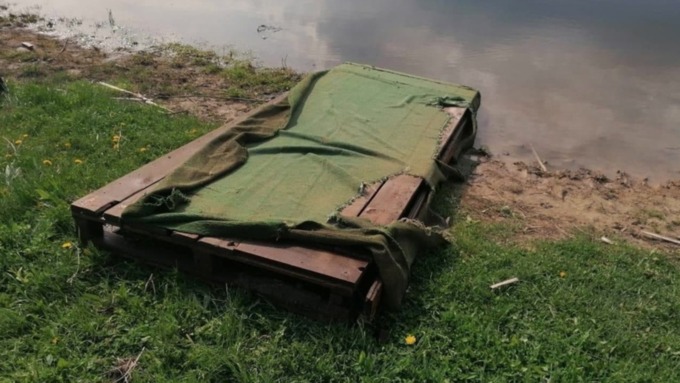 Двое детей утонули во время плавания на плоту в Алтайском крае