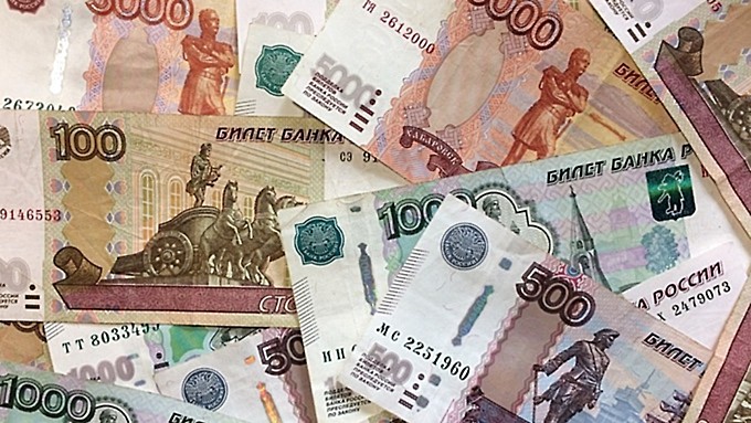 МРОТ в России с 2022 года вырастет до 13 617 рублей
