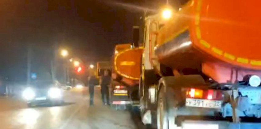Автоинструктор прокомментировал видео в Барнауле, где водителей заставляли нарушать ПДД