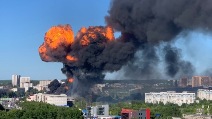 Взрыв на АЗС в Новосибирске: что известно о причинах и пострадавших к этому часу?
