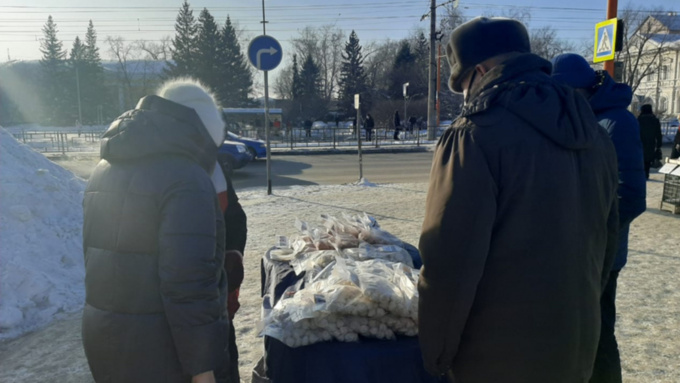 В Барнауле провели рейд по пресечению несанкционированной торговли мясом 