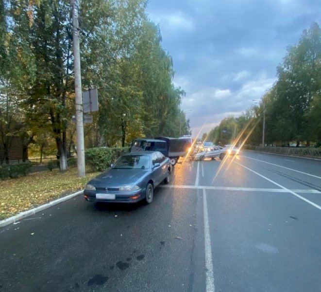  Водитель ВАЗ пострадал в массовом ДТП на Алтае 