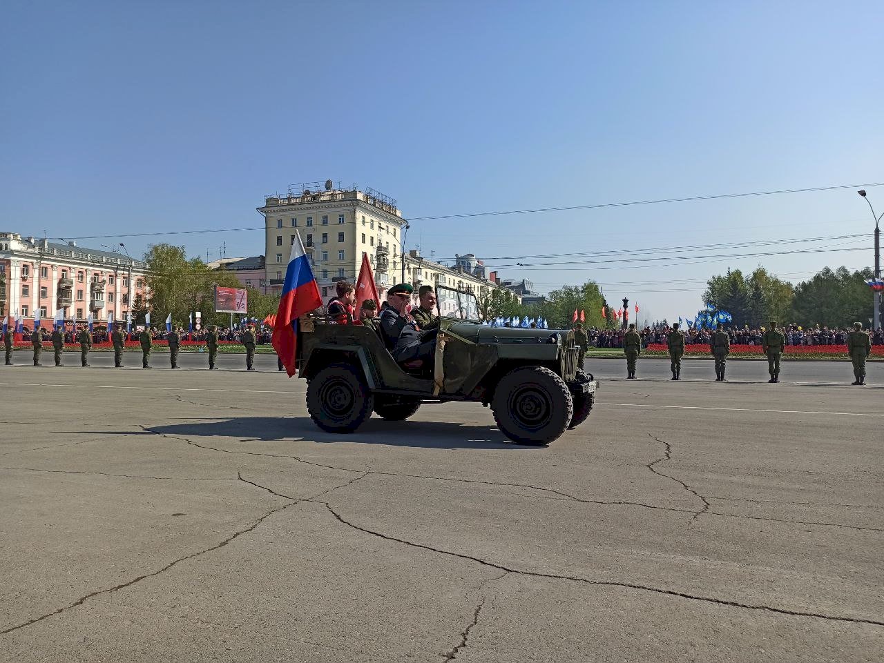 Фото с дня победы в барнауле