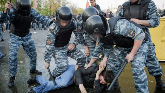 Разгон полицией согласованного первомайского шествия в Петербурге расследует СПЧ