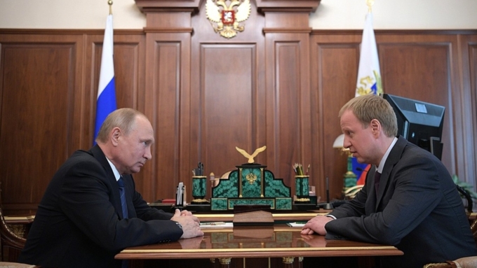 Путин провел рабочую встречу с врио губернатора Алтайского края Томенко