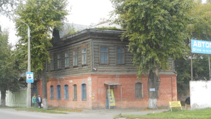 Историк рассказал о нежелании властей сохранить историческое здание в Барнауле