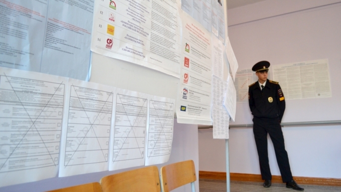Две партии и два самовыдвиженца заявились на выборы в Барнаульскую гордуму