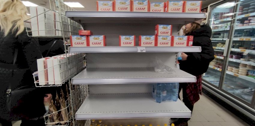 Мишустин пообещал разобраться с «жуликами», которые искусственно создают дефицит и рост цен в магазинах